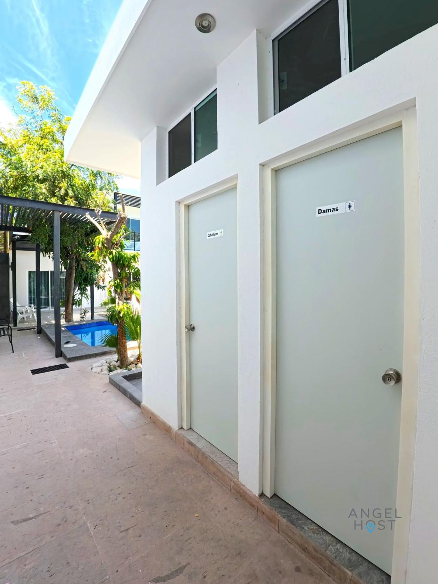Commercial Zone Studios, Pool, Bbq And Beach 7 Blocks La Paz Extérieur photo